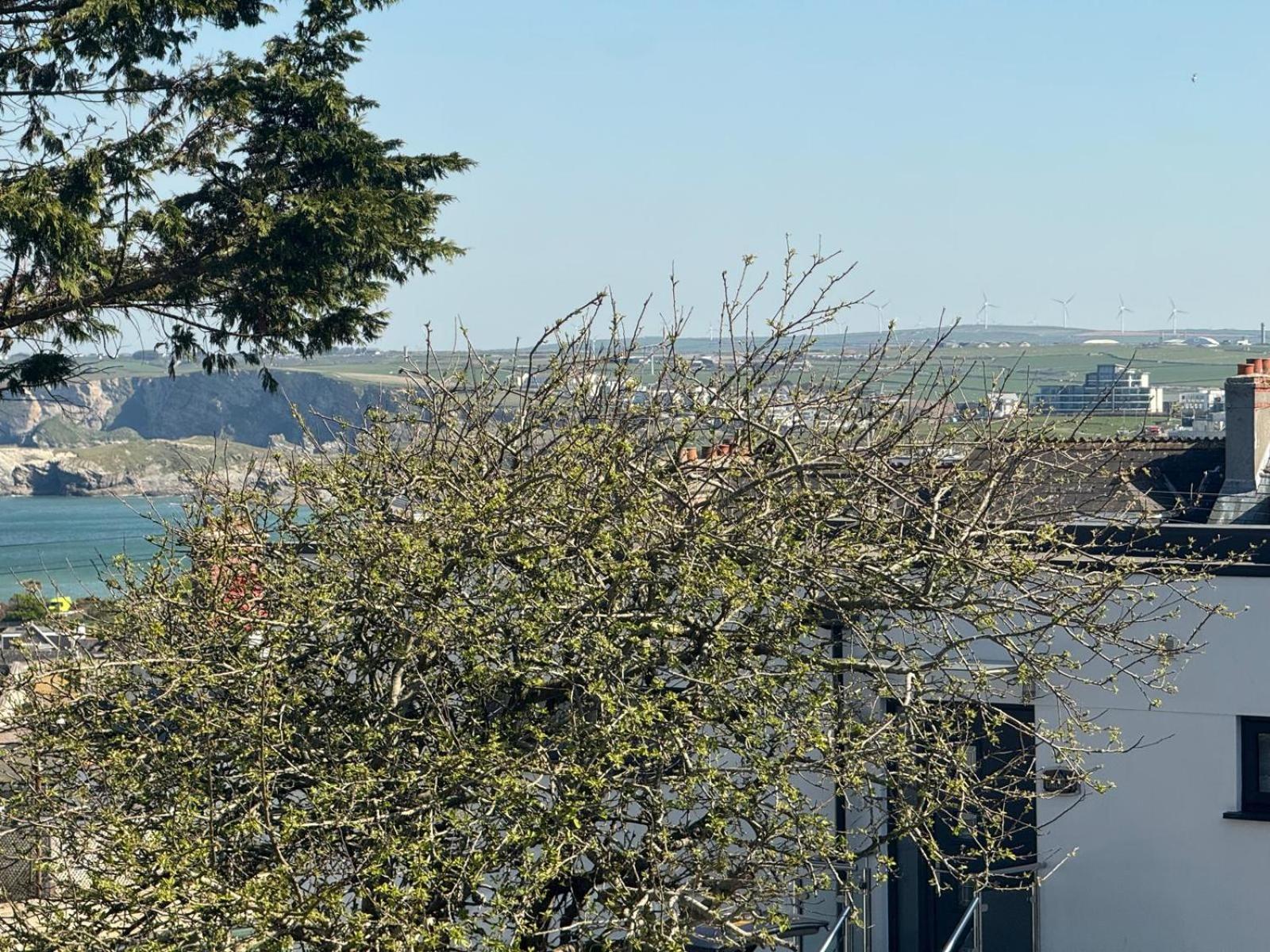Lodge Shore New Quay