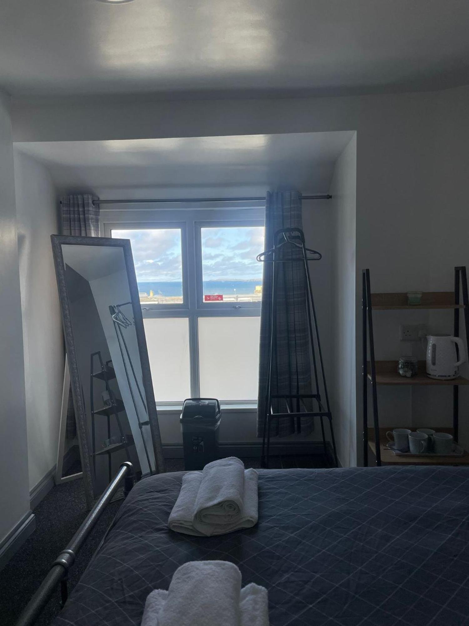 Lodge Shore