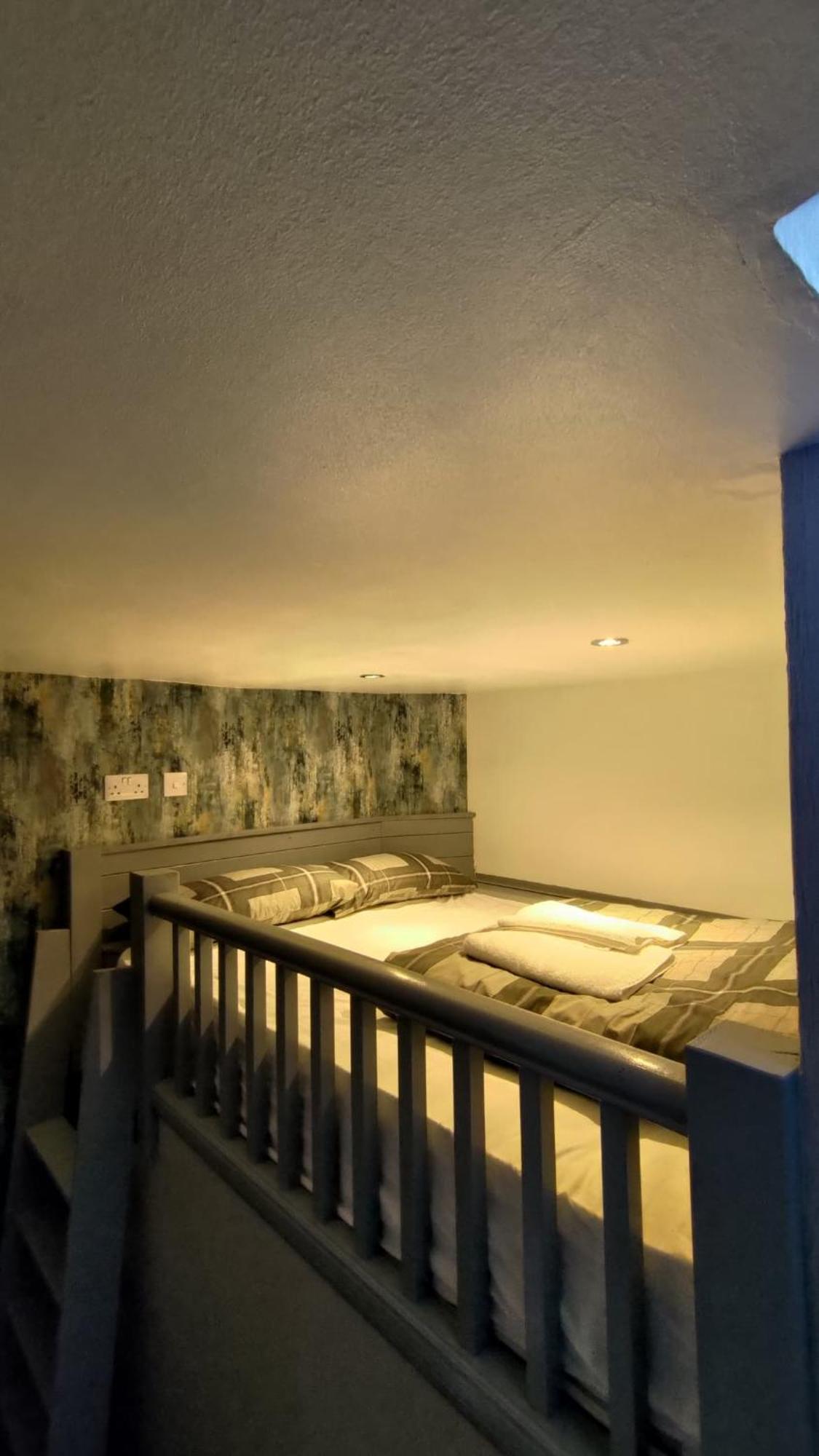 Lodge Shore Newquay (Cornwall)